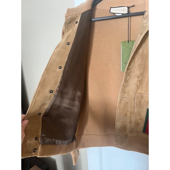 Gucci Unisex XS Tan Suede with Knit & Signature Stripe Accents (NWT) - Picture 7 of 10